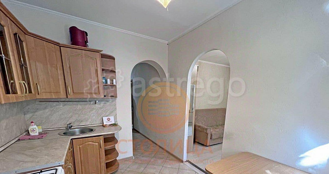 2-комн. квартира, 46 м2, 2/8 эт. Москва - изображение 2