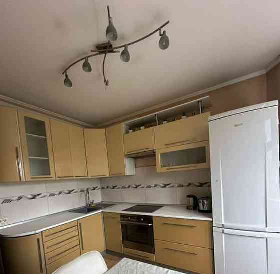 2-комн. квартира, 60 м2, 6/17 эт. Москва