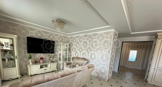 5-комн. квартира, 141.8 м2, 3/3 эт. Коряжма - изображение 2