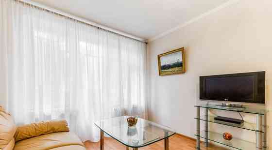 2-комн. квартира, 45 м2, 3/5 эт. Москва