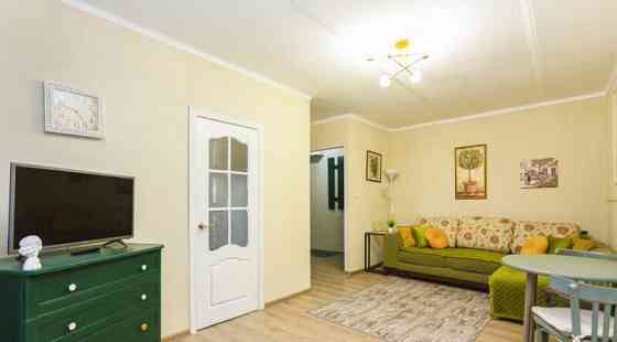 2-комн. квартира, 47 м2, 1/5 эт. Москва