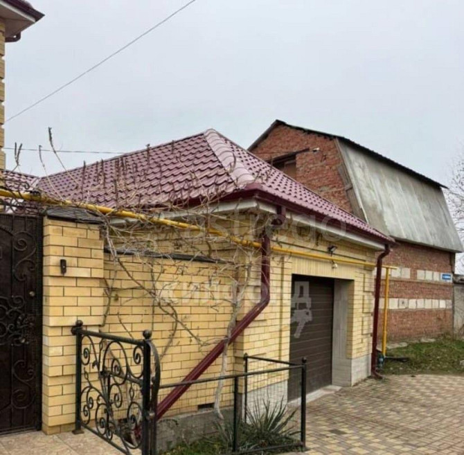 Дом, 200 м2, 7 соток, 2 эт. Астрахань - изображение 3