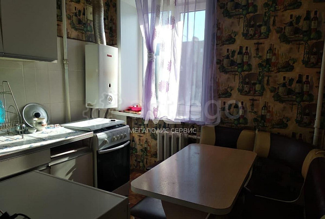2-комн. квартира, 43 м2, 2/5 эт. Астрахань - изображение 2