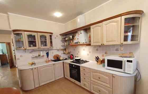 3-комн. квартира, 96 м2, 2/6 эт. Астрахань
