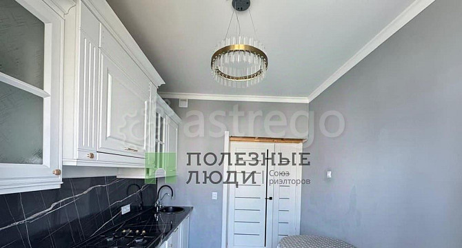 4-комн. квартира, 87.7 м2, 7/9 эт. Астрахань - изображение 1