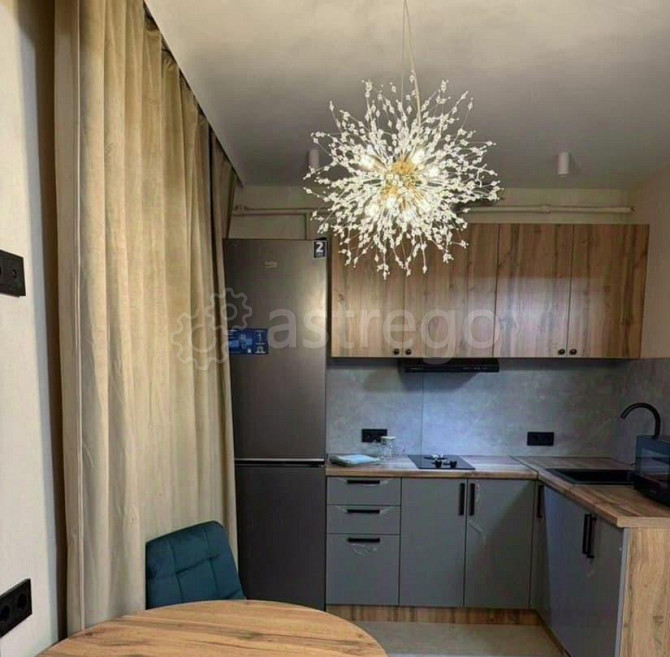1-комн. квартира, 32 м2, 1/5 эт. Астрахань - изображение 1