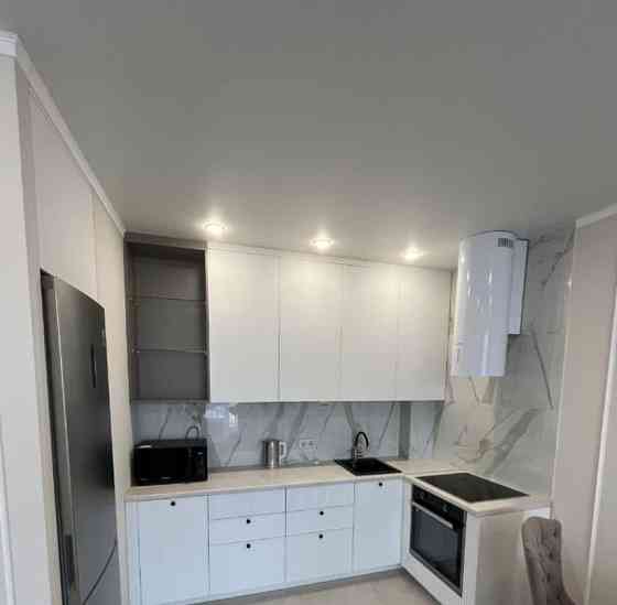 2-комн. квартира, 45 м2, 16/23 эт. Астрахань