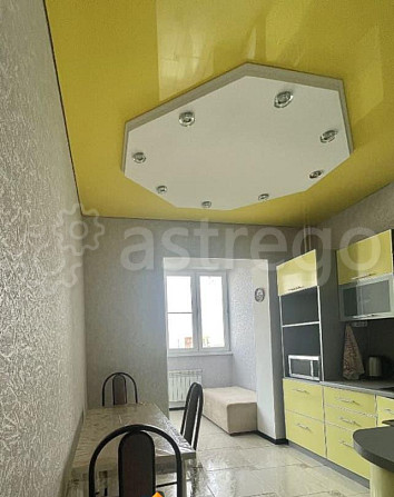 2-комн. квартира, 57 м2, 8/12 эт. Астрахань - изображение 2
