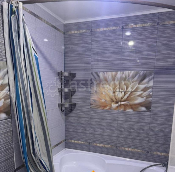 2-комн. квартира, 60 м2, 5/5 эт. Астрахань - изображение 3