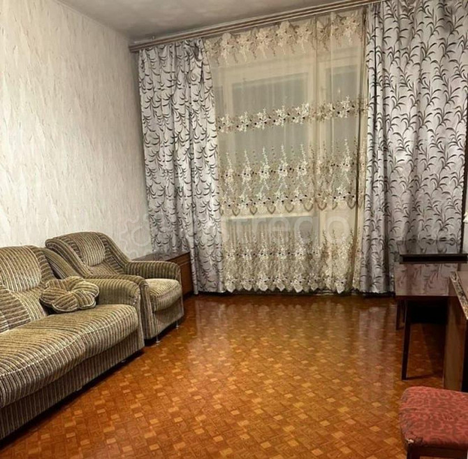 2-комн. квартира, 65 м2, 2/9 эт. Астрахань - изображение 2