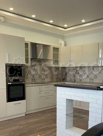 2-комн. квартира, 70 м2, 14/17 эт. Астрахань - изображение 2