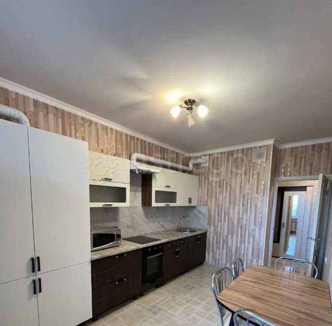 2-комн. квартира, 80 м2, 2/15 эт. Астрахань - изображение 2