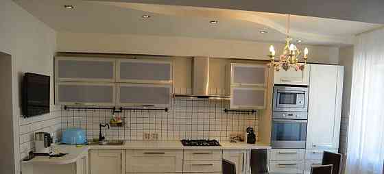 3-комн. квартира, 120 м2, 9/10 эт. Астрахань