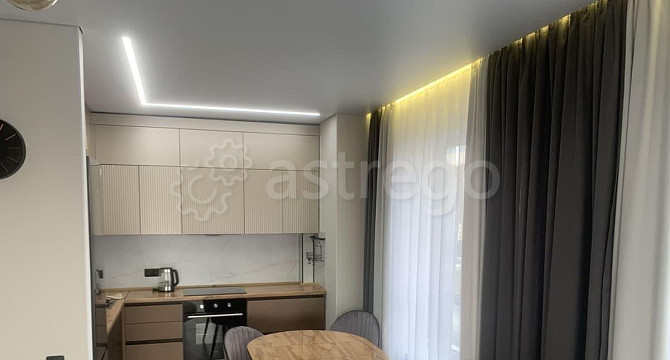 3-комн. квартира, 65 м2, 8/23 эт. Астрахань - изображение 1