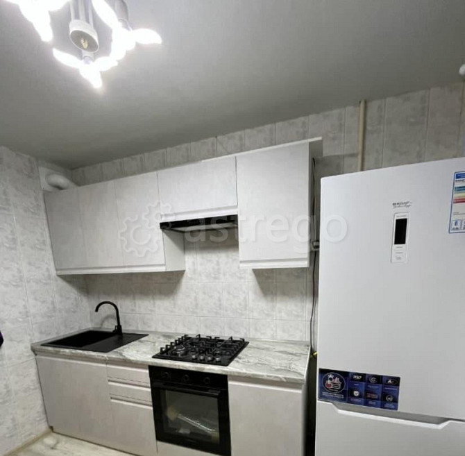 4-комн. квартира, 70 м2, 3/9 эт. Астрахань - изображение 2