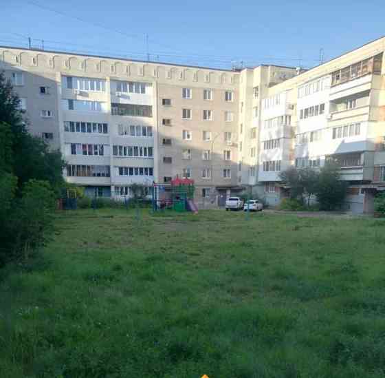 4-комн. квартира, 83 м2, 2/6 эт. Уфа