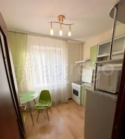 Сдам 1-комн. квартиру, 33 м2, 2/5 эт., долгосрочно Курган - изображение 3
